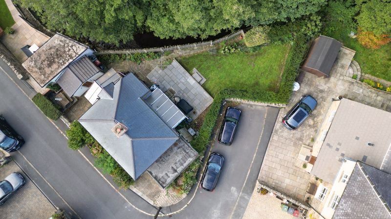 Riverside Crescent Holymoorside